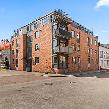Heart Of Tonsberg, Newly Renovated, For 6 People! Apartamento