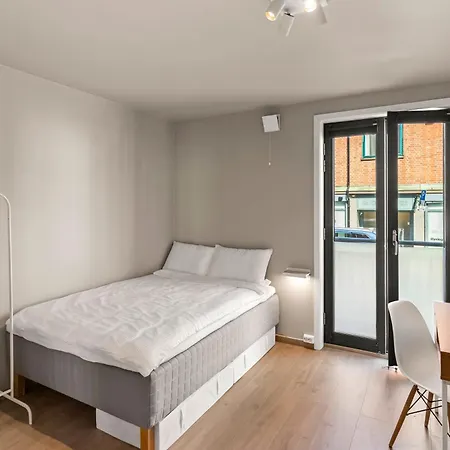 Heart Of Tonsberg, Newly Renovated, For 6 People! Appartement